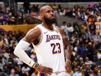 PG模拟器-包含詹姆斯连续十二场比赛得分超过势不可挡，拜仁挑战极限！的词条